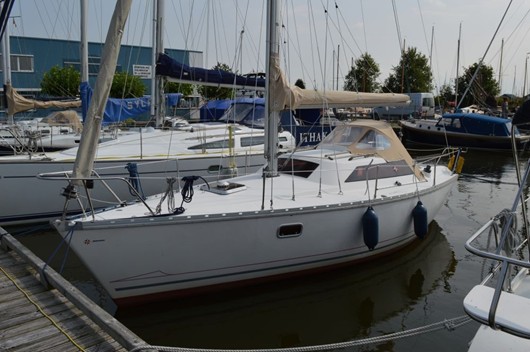 Jeanneau Sunway 27 - motor is gereviseerd in 2024.